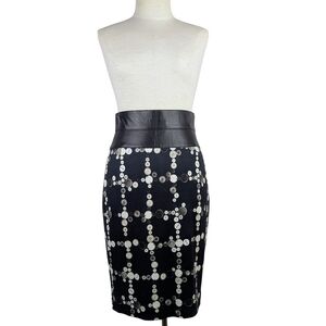 Akris Punto Pencil Skirt Faux Leather High Waist Button Print Black 4 LIKE NEW